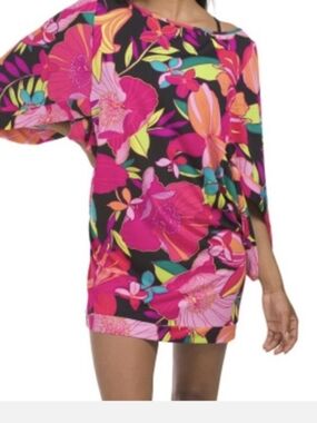 Trina Turk Black And Pink Floral Tunic